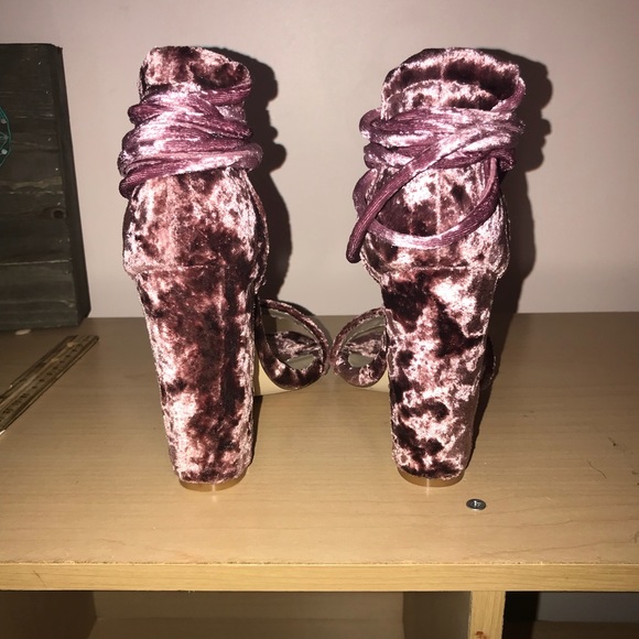 Misguide Heels - Picture 3 of 6